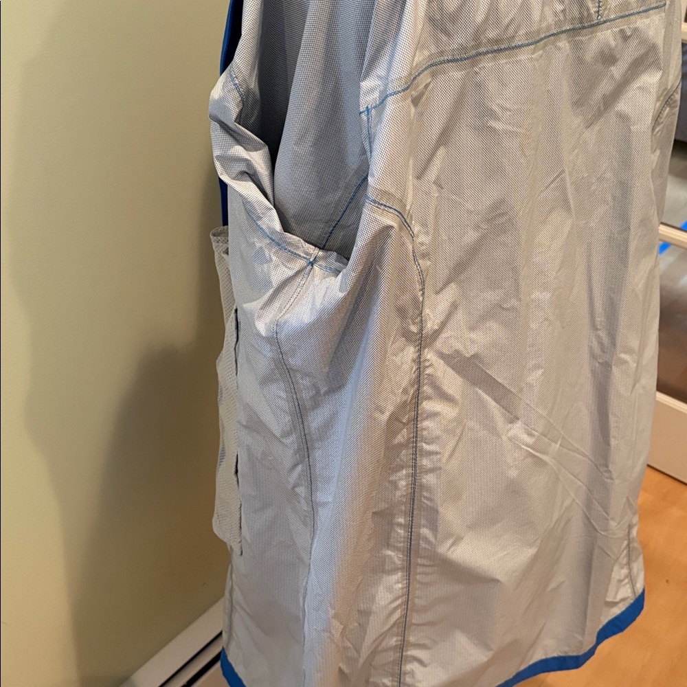 L.L.Bean Rain Jacket - Picture 10 of 12
